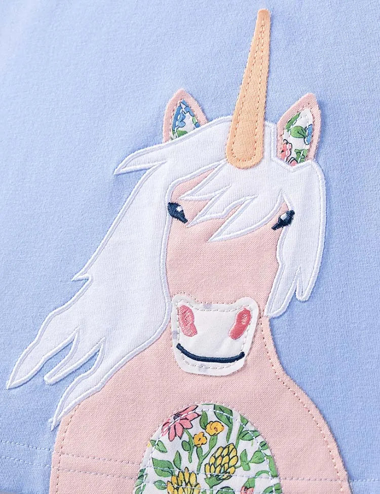 Rochie de aplicare a unicornului de desene animate