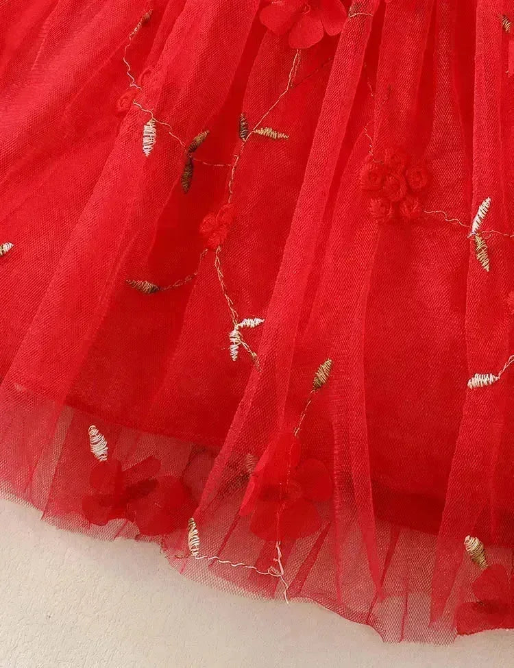 Rochie de tul cu flori de Crăciun