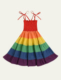 Familienpassendes Regenbogen-Trägerkleid