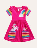 Vestido con aplicación de unicornio arcoíris