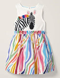 Kleid mit Regenbogen-Zebra-Applikation