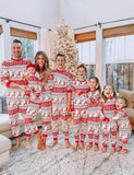 Pyjama assorti pour la famille des élans classiques de Noël